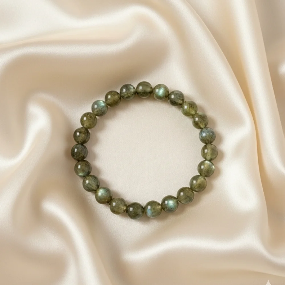 Flashy Labradorite Bracelet